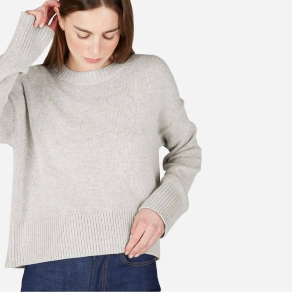 Everlane Soft Cotton Square Crew sweater in grey